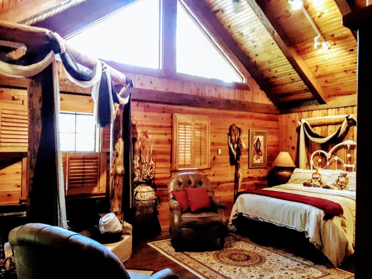 Cherokee Mountain Log Cabins 유레카 스프링스 외부 사진
