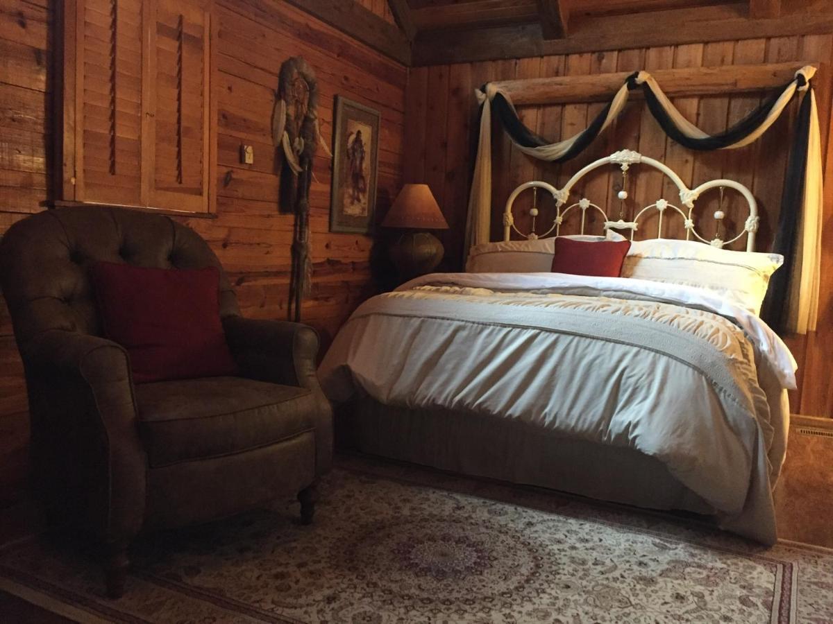 Cherokee Mountain Log Cabins 유레카 스프링스 외부 사진