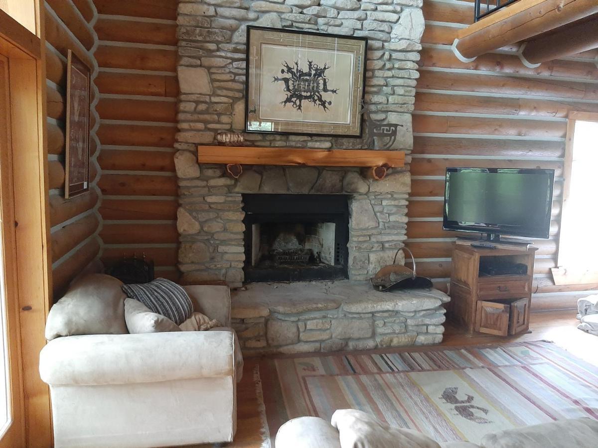 Cherokee Mountain Log Cabins 유레카 스프링스 외부 사진