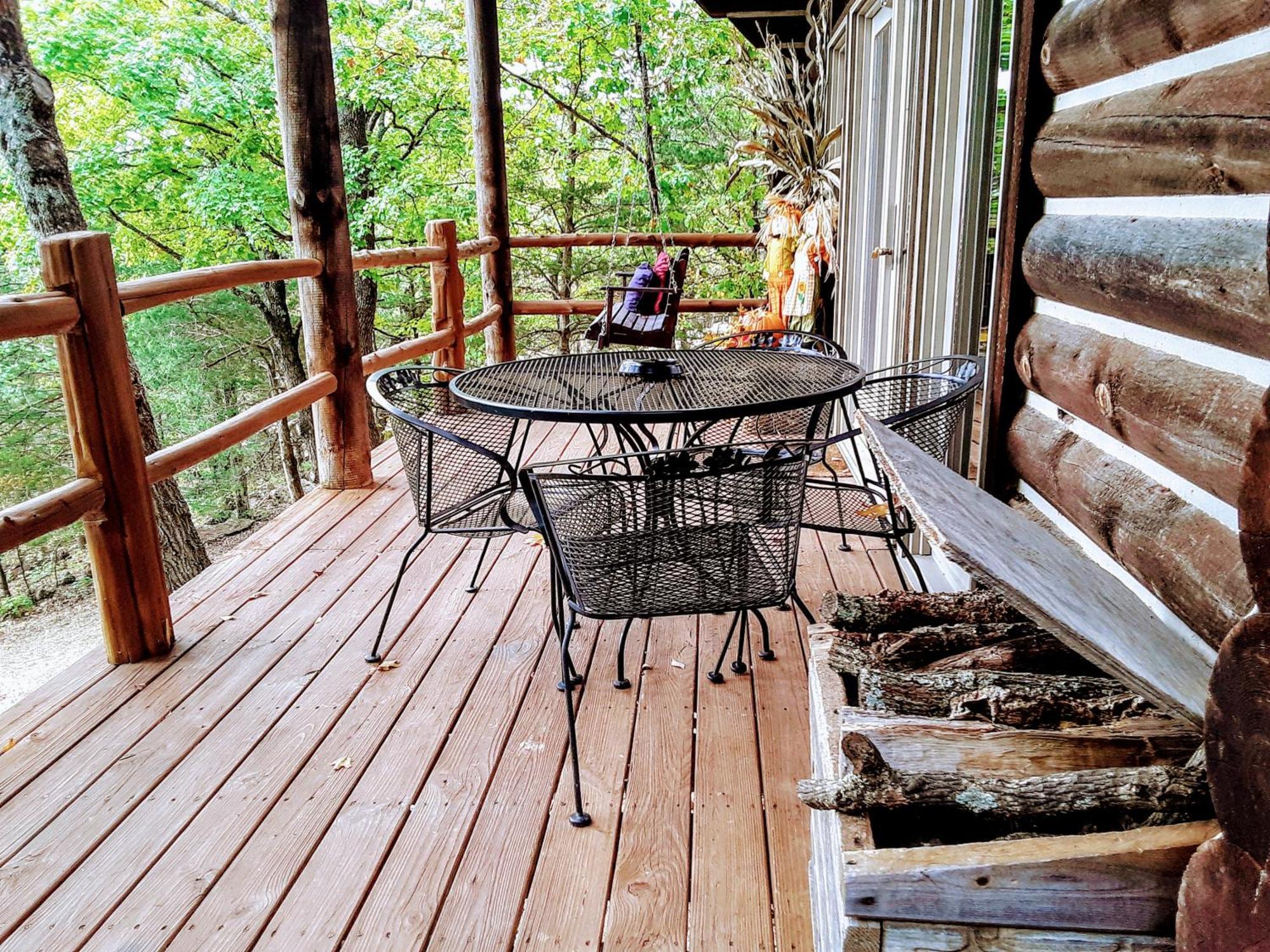 Cherokee Mountain Log Cabins 유레카 스프링스 객실 사진